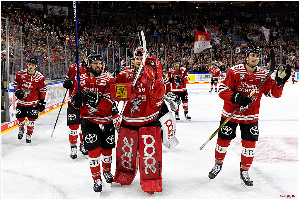 PENNY DEL;  Kölner Haie - Fischtown Pinguins; Köln, 04.10.2022